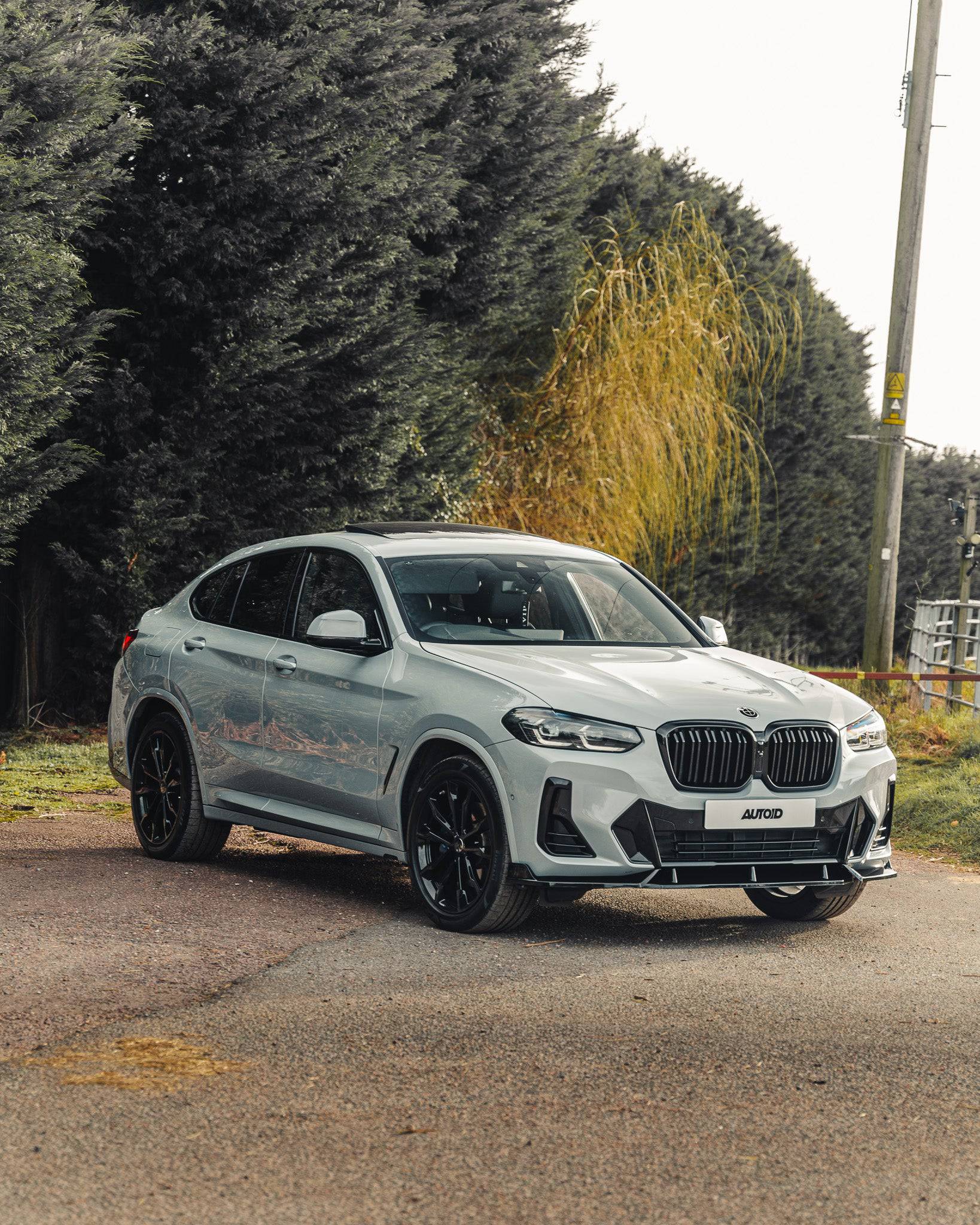 Gloss Black Kidney Grille for BMW X3 LCI & X4 LCI (2021+, G01 G02) - Evolve Automotive
